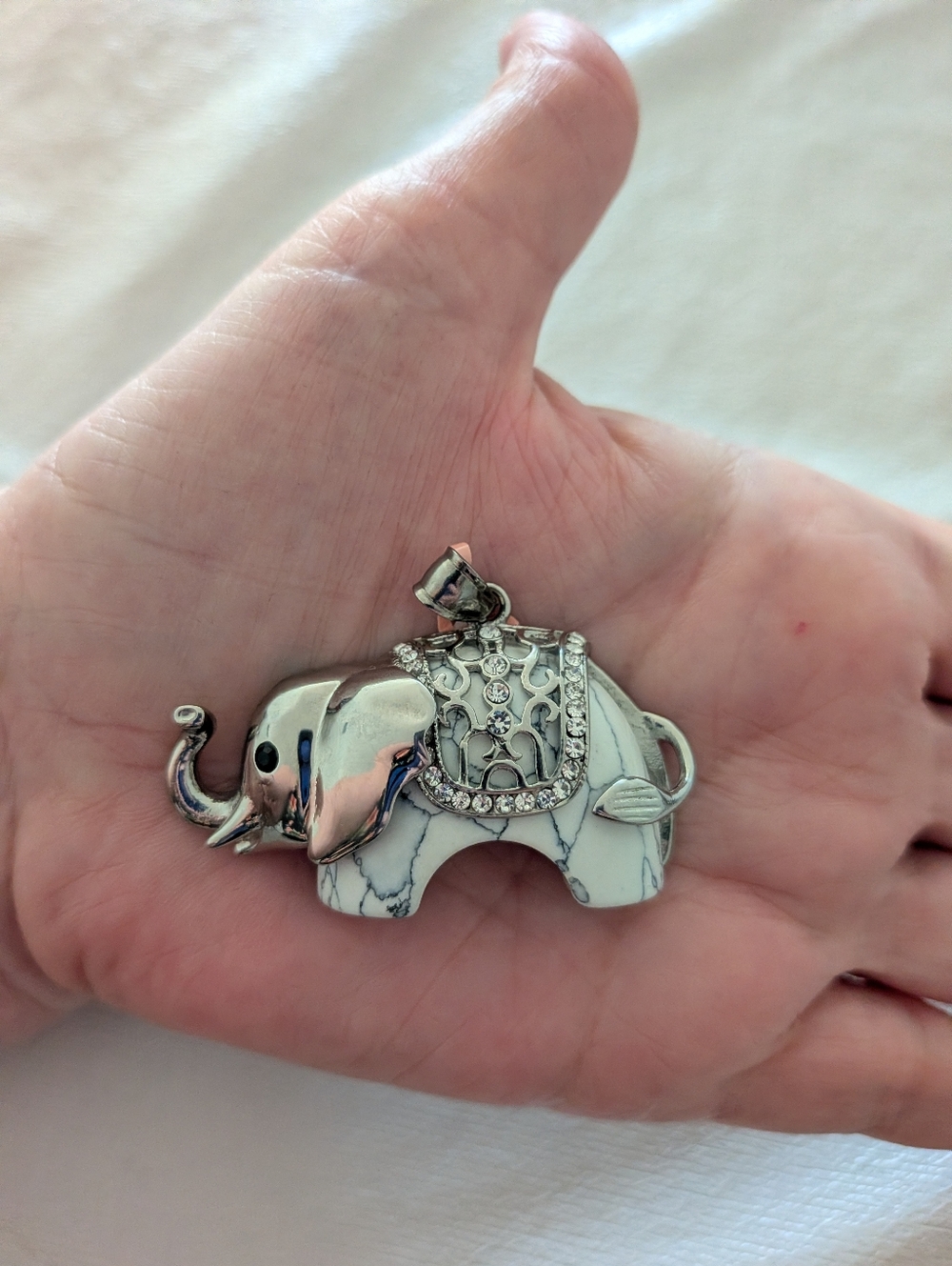 Silver-Tone Jewelry Bundle  Vintage Chatelaine Brooch Elephant Charm & Bracelet - Picture 5 of 13